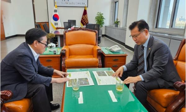 최상기 인제군수, 국회 찾아 지방재정 제도 개선·지역 현안 국비 지원 건의 기사 이미지